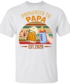 Promoted To Papa EST 2020 Vintage Men's T-Shirt